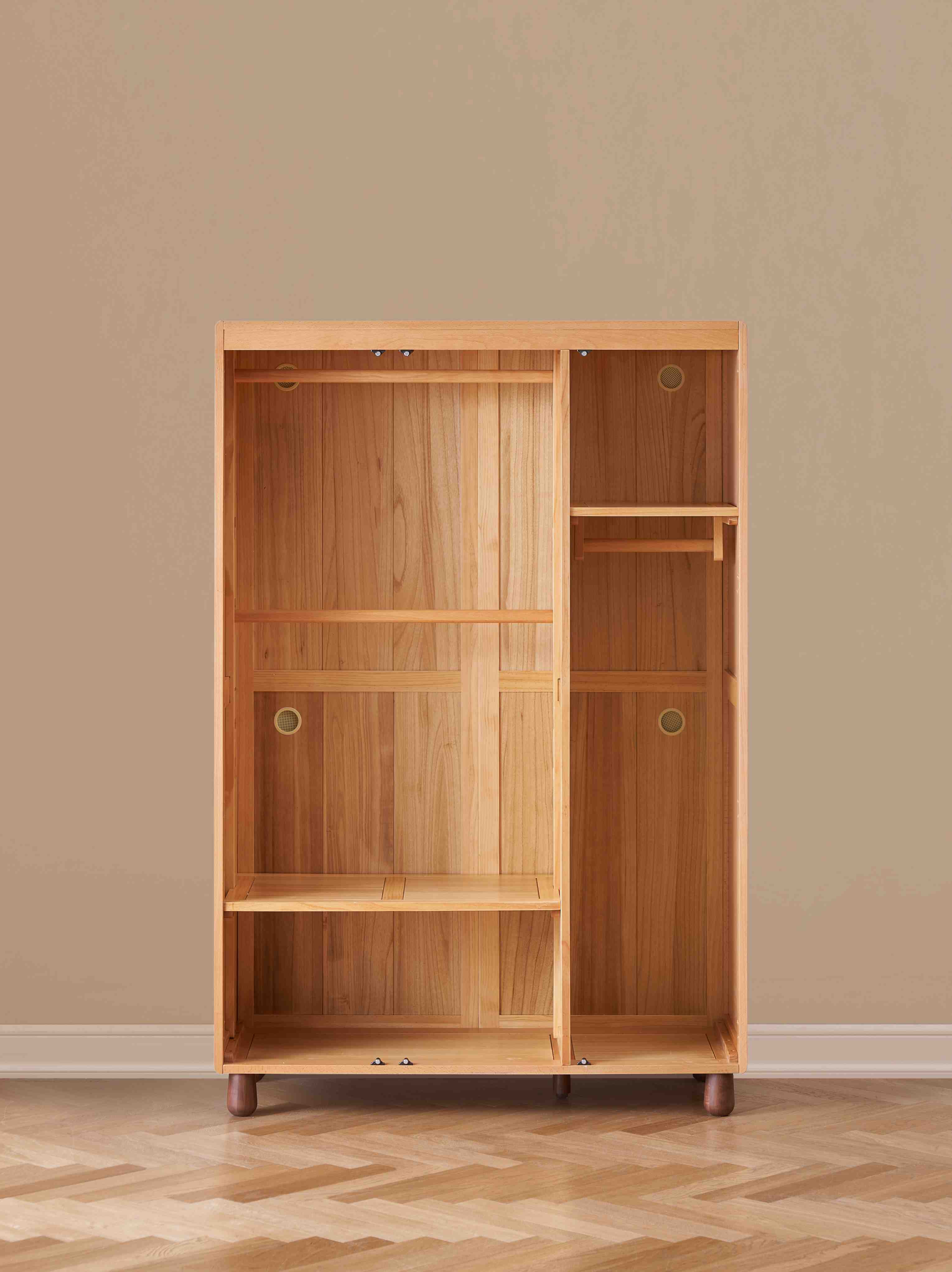 Filippo Childs Wardrobe