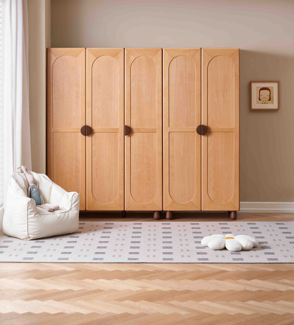 Filippo Childs Wardrobe